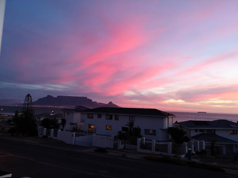 To Let 2 Bedroom Property for Rent in Blouberg Beachfront Western Cape